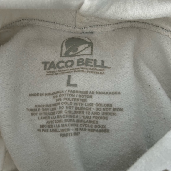 Man’s white hoodie - Picture 2 of 2